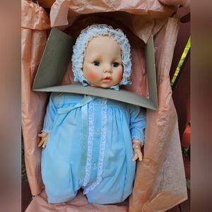 Madame Alexander 18" Victoria #5854 1956. Brand New. Mint